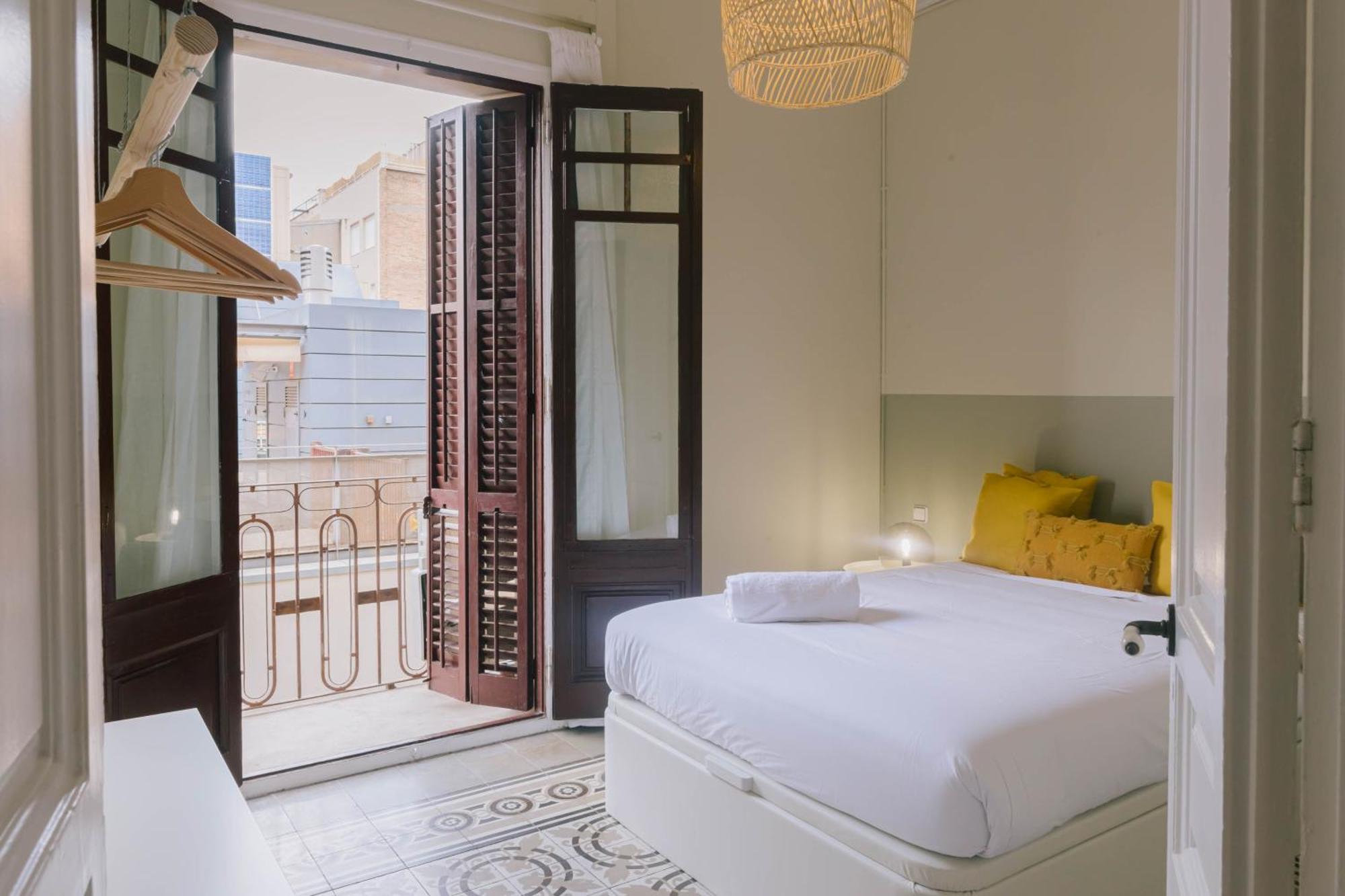 Aticco Living Gracia - Apartments Rooftop Barcelona Kültér fotó