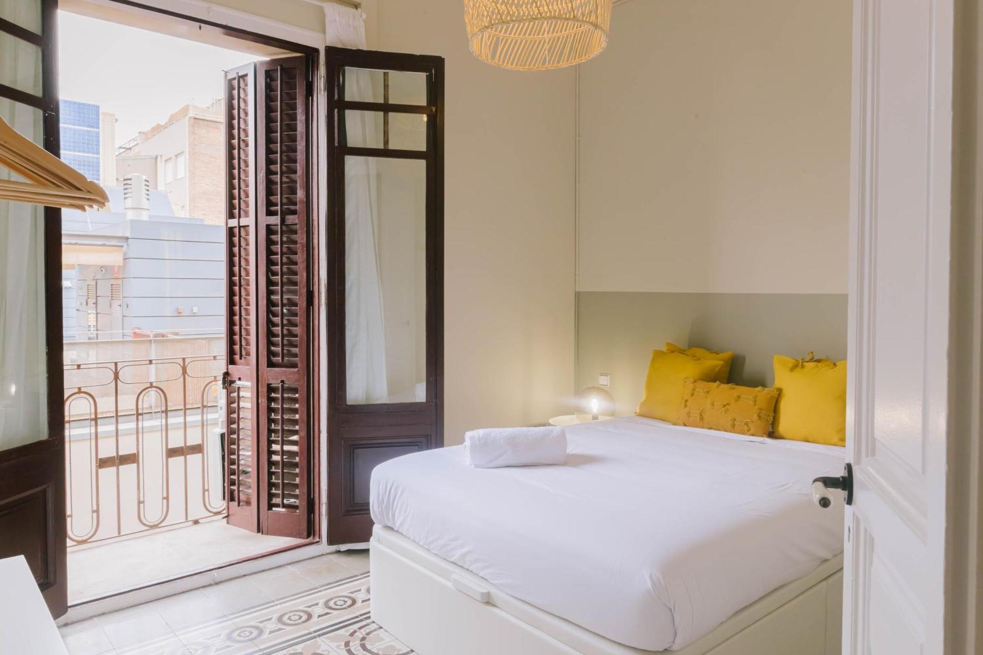 Aticco Living Gracia - Apartments Rooftop Barcelona Kültér fotó